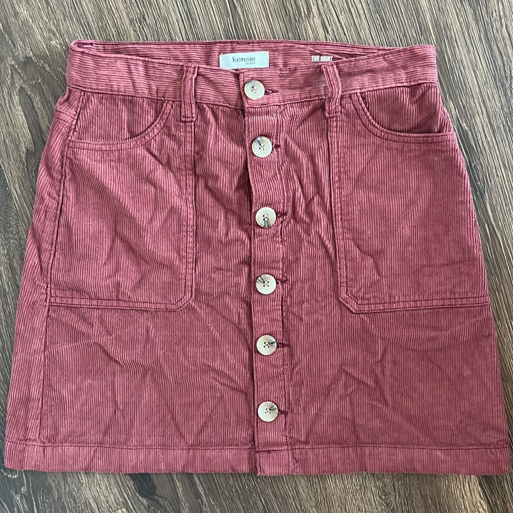 Kensie jeans size medium corduroy skirt